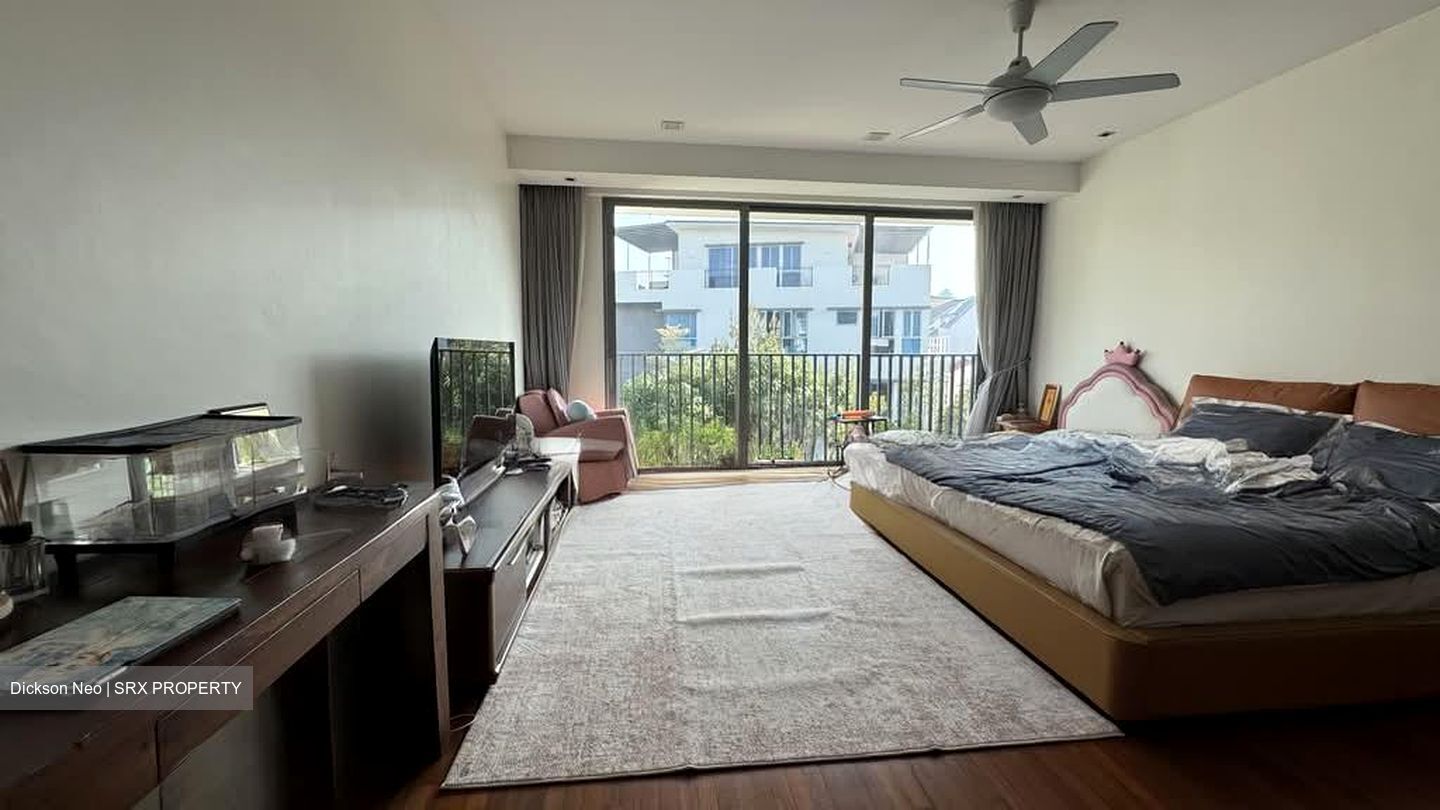 Race Course Road (D8), Terrace #610339891